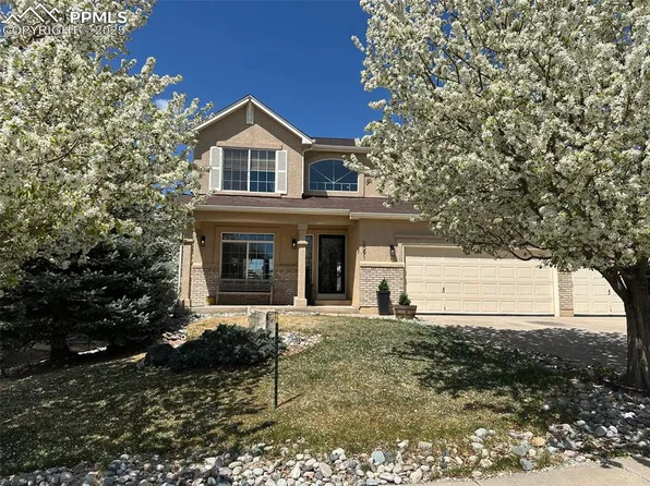 2091 Fieldcrest Dr, Colorado Springs, CO 80921