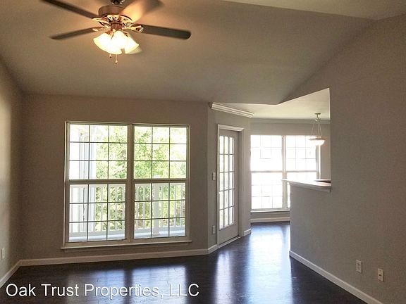 2nd image of 700 Daniel Ellis Dr APT 5304