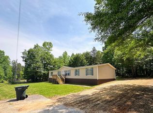 242 Drucilla Dr, Gaffney, SC 29341