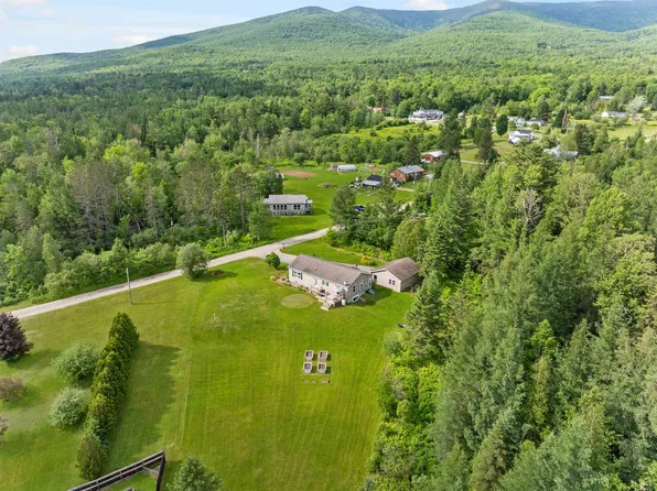 35 Cedric Road, Jefferson, NH 03583
