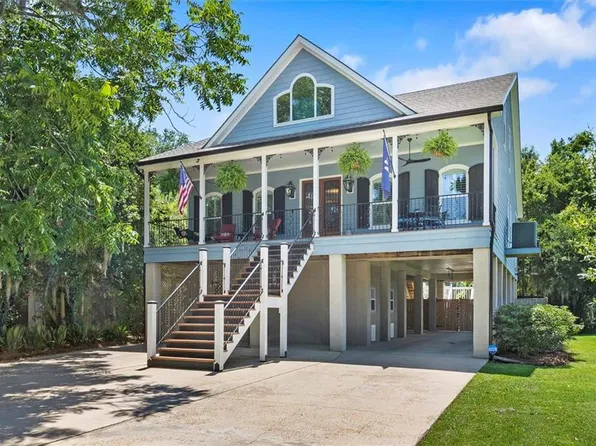 1010 Pine St, Madisonville, LA 70447