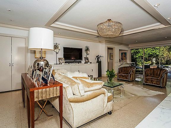 4th image of 11108 Meadowick Dr
