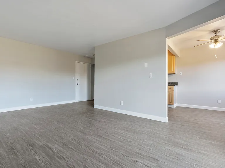 234 Escuela Ave — Photo 9