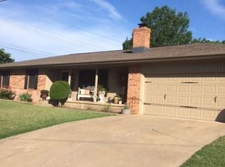 1300 N Mill St, Bowie, TX 76230