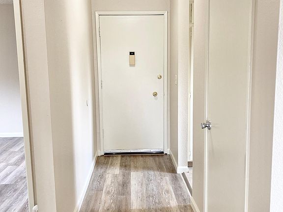 4th image of 1425 E Orange Grove Blvd #33