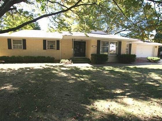 1st image of 314 Apache Dr