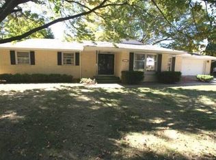 314 Apache Dr, Janesville, WI 53545