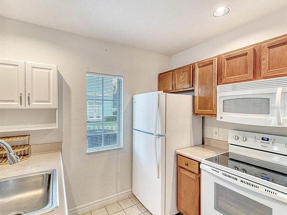 3rd image of 2203 San Vittorino Cir APT 102
