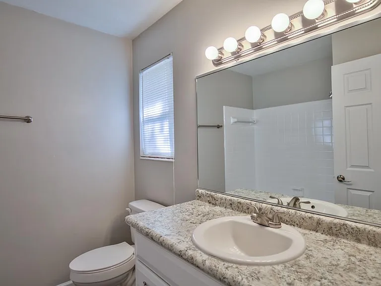 120 Valencia Dr #1 — Photo 1