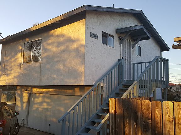 3rd image of 4744 1/2 Terrace Dr