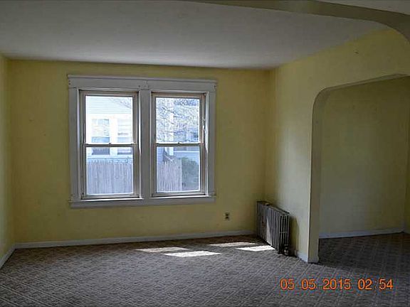 2nd image of 230 Morris Ave