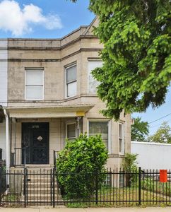 3715 W Grenshaw St, Chicago, IL, 60624