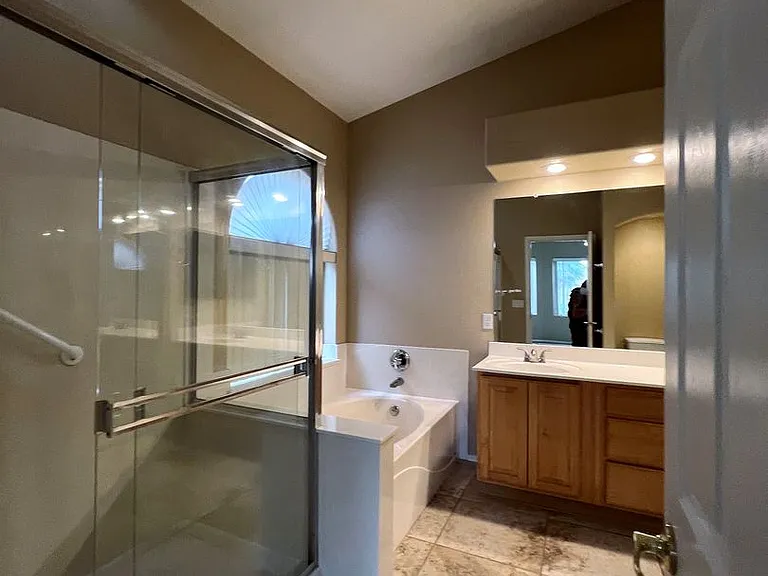 9689 E Friess Dr — Photo 32