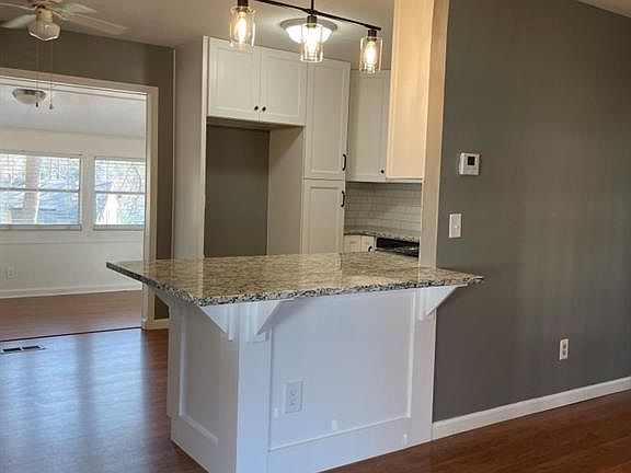 3rd image of 811 Port A Prince Ct