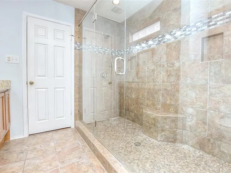 17820 Park Valley Dr — Photo 10