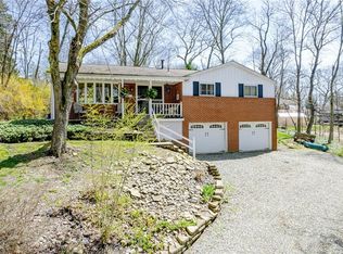 3255 Woodbrook Dr, Murrysville, PA 15668