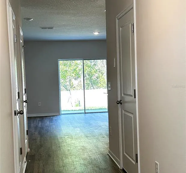 4649 Pleasant Ave — Photo 10