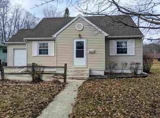 910 7th St SE, Mason City, IA 50401