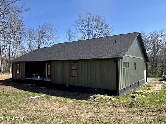 4th image of 228 Georgee Rd