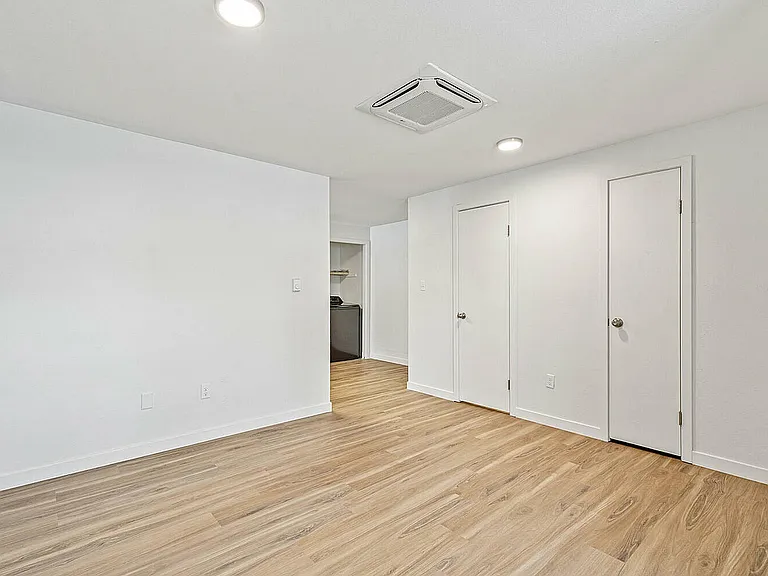 The Sherlock Townhomes — Photo 11