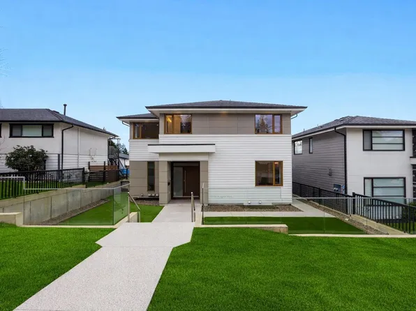 2150 Kugler Ave, Coquitlam, BC V3K 2S6