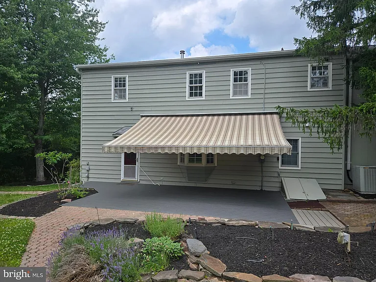 242 S Sugan Rd — Photo 26