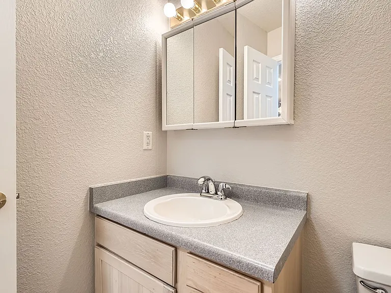5250 W 68th Ave — Photo 10