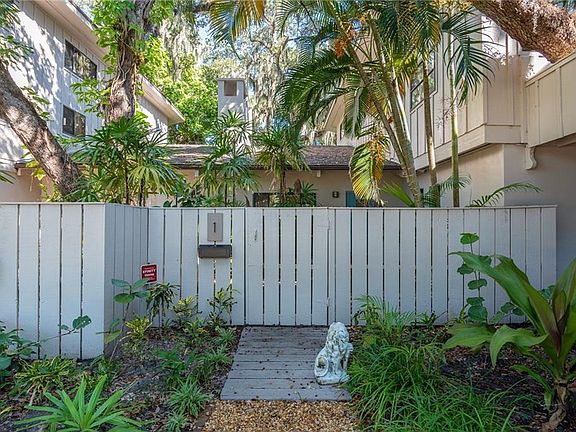 4th image of 650 Royal Palm Blvd APT 1