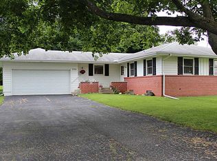 300 S. Edwards, Princeville, IL 61559