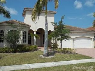 8633 Club Estates Way, Lake Worth, FL 33467