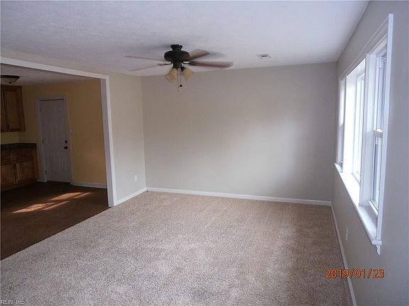 2nd image of 104 Dogwood Dr