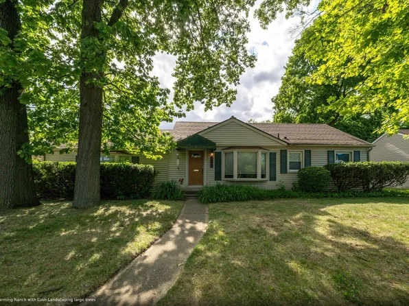 14521 Merriman Rd, Livonia, MI 48154