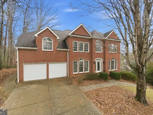 3334 Trails End Rd NE, Roswell, GA 30075