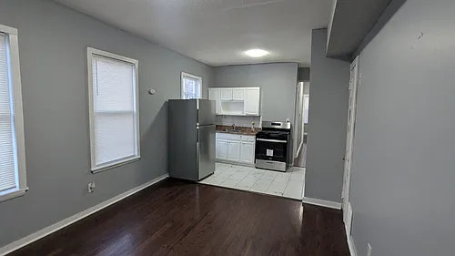 595 Winchester Ave Photo 1