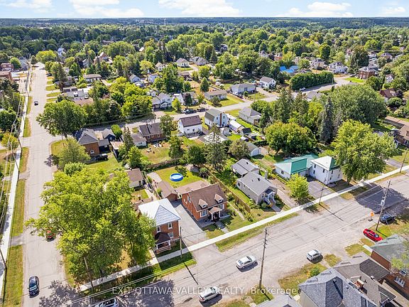 2nd image of 329 3rd Ave