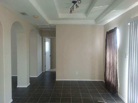 2nd image of 2916 Diedorf Dr