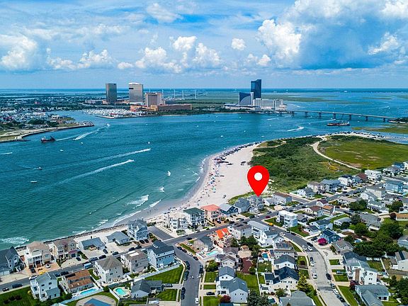 3rd image of 22 Ocean Dr W