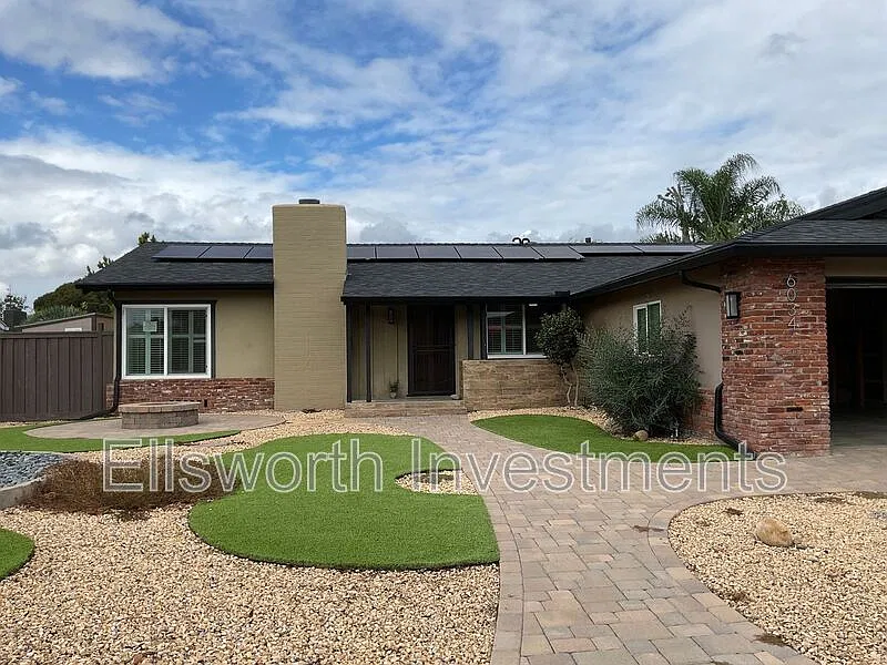 6034 Lancaster Dr