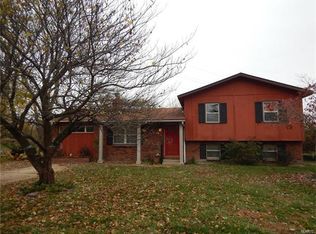 231 W 2nd St, Cahokia, IL 62206