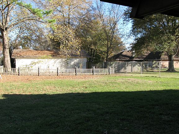 5th image of 6031 Whisper Lane