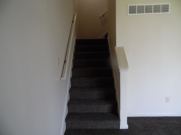 3rd image of 3811 Sugar Creek Dr
