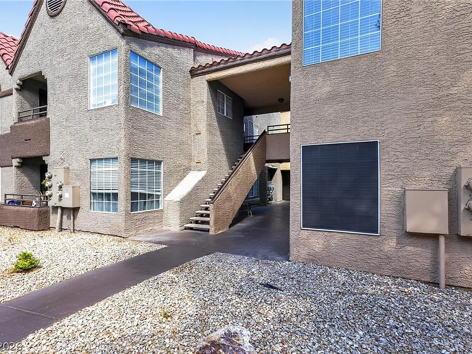 2200 S Fort Apache Rd #1213