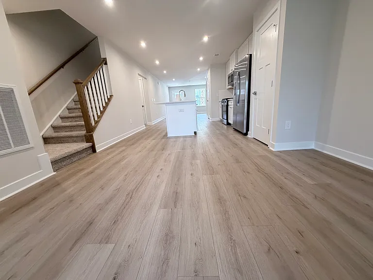 2316 Elowen Ln — Photo 4