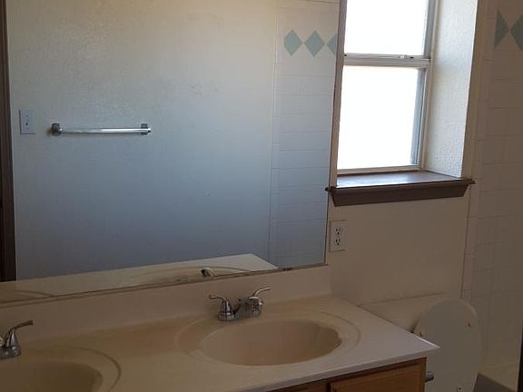 3rd image of 4509 Loma Colorada Ct #A