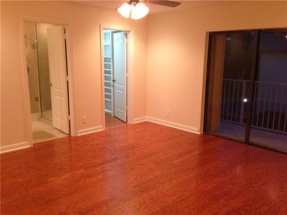 5th image of 1138 Russell Drive #1138