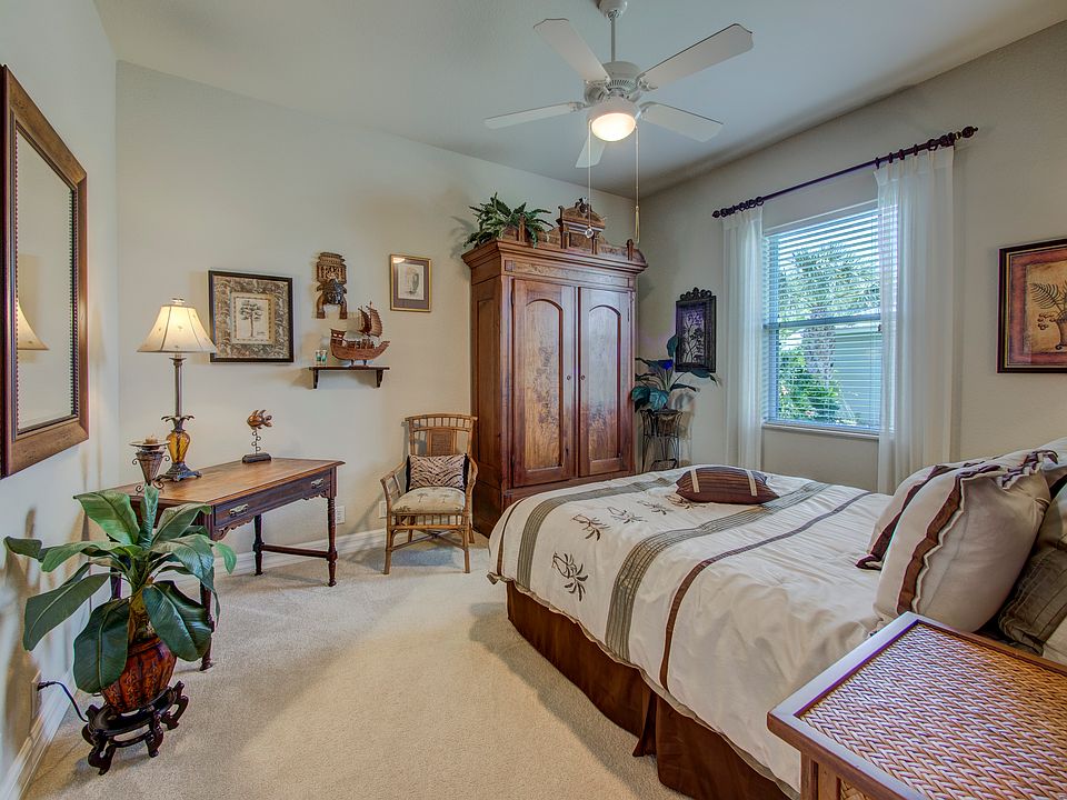 1st image of 2803 SW 38th Ter
