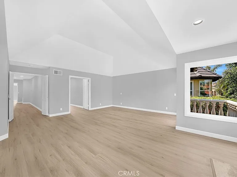 6082 Eaglecrest Dr — Photo 5