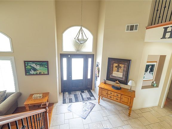2nd image of 2343 Willowbrook Ln