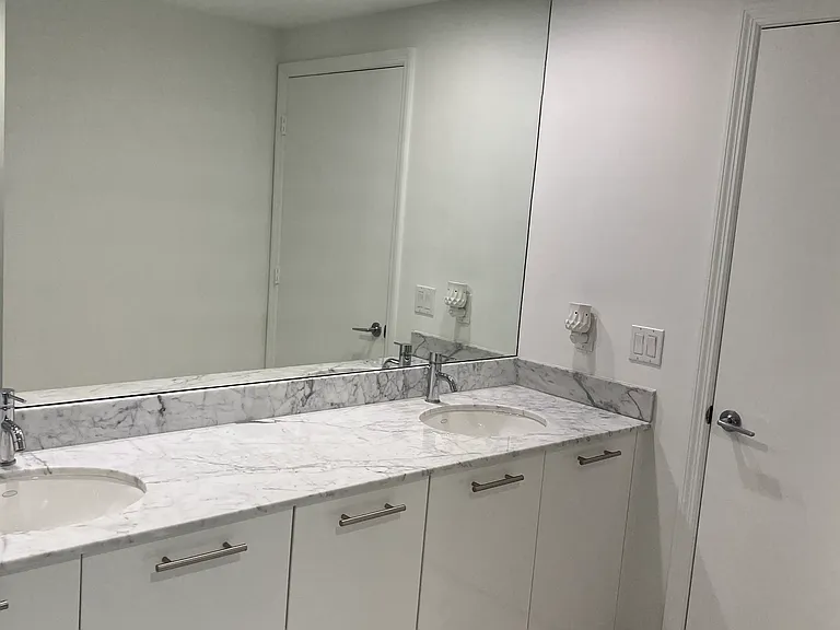 500 Brickell Ave #2405 — Photo 11