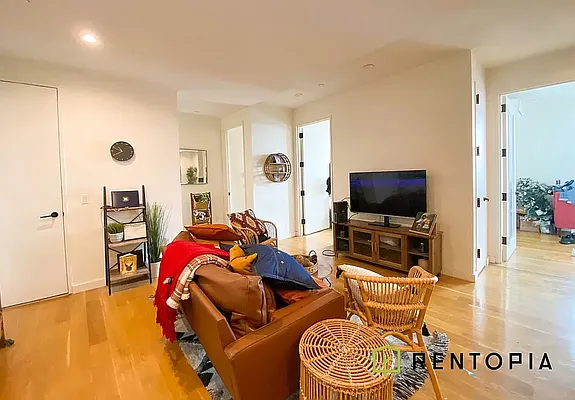Rented by Rentopia | media 33